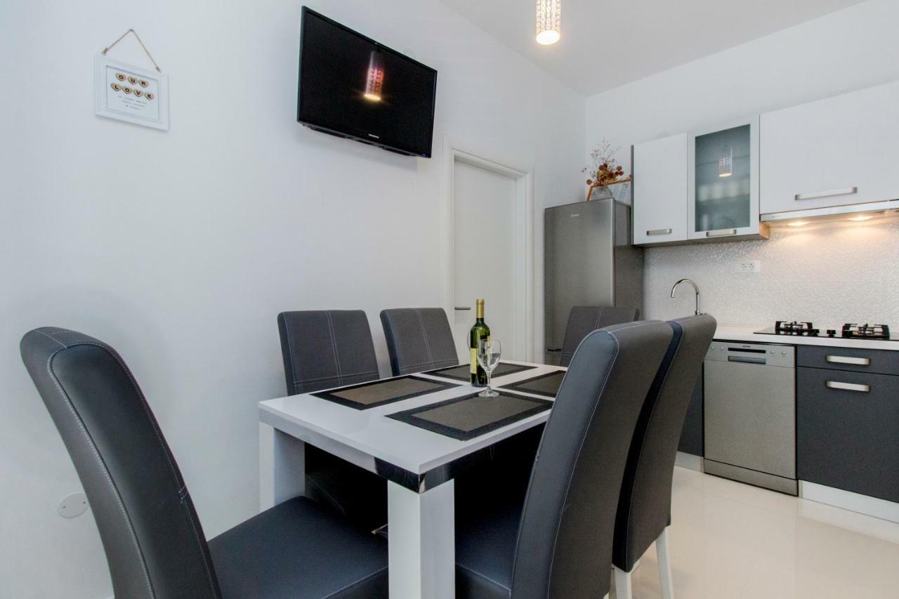 Apartmani Vesna Grebaštica 외부 사진